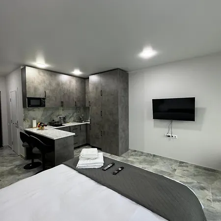 Tropical Garden Apartments Батуми Экстерьер фото