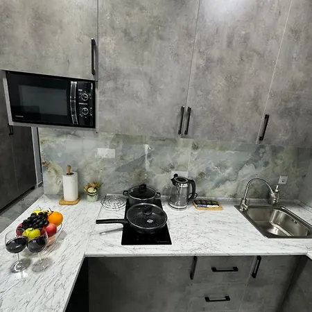 Tropical Garden Apartments Батуми Экстерьер фото